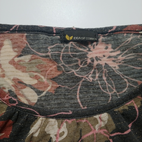 From Japan never worn unique shirt - Picture 4 of 6